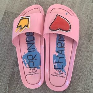 Melissa Slides